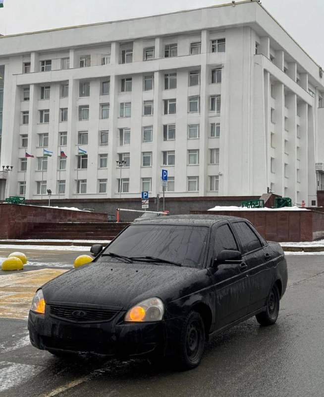 2007г. Юридически чистая, на учете. Электроусилитель руля работает. Двигатель 16рь работает отличн...